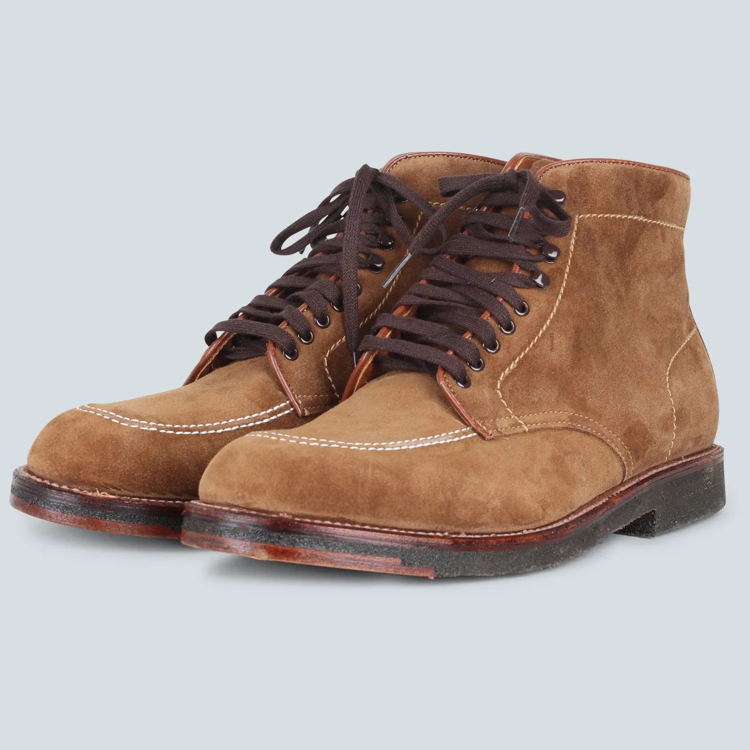 Alden - Crepe Sole Plain Toe Boot - Snuff Suede