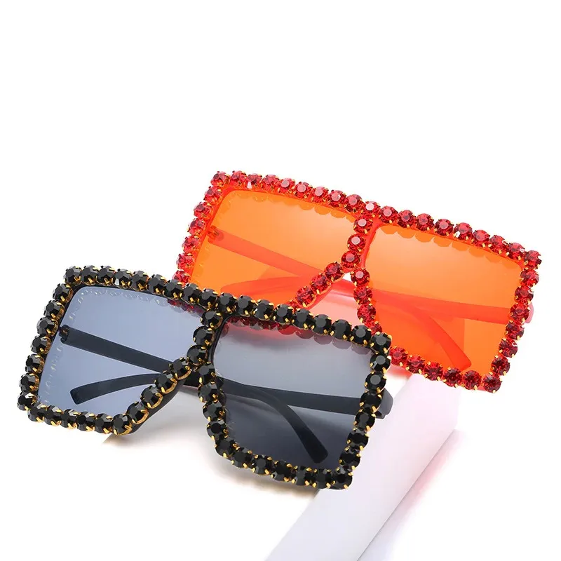 Alternative Style Women's Sunglasses / Vintage Sexy Females Sunglasses / Cool Rhinestones Sunglasses