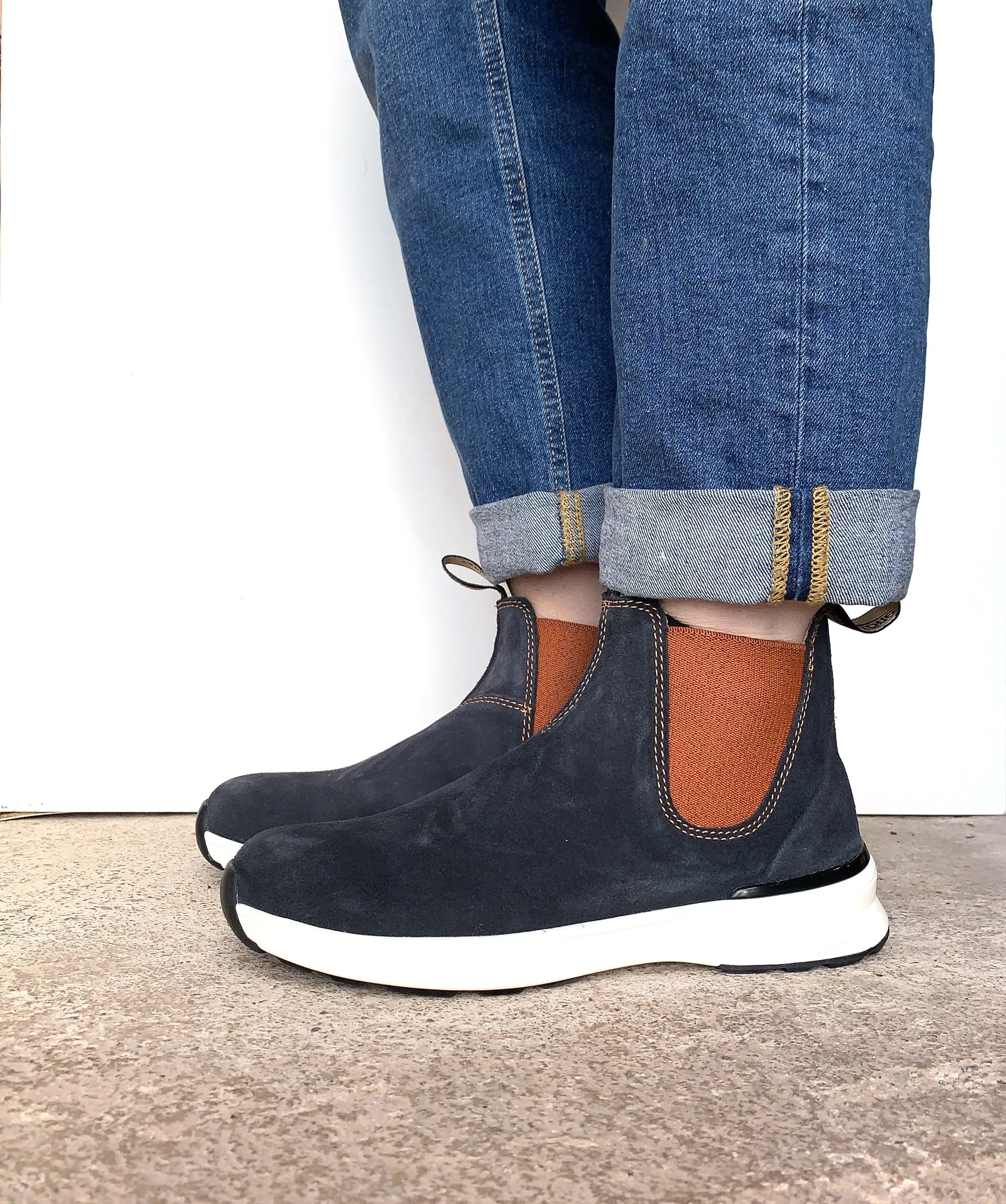 Blundstone 2147 - Navy Suede Active Boot with Burnt Orange Elastic