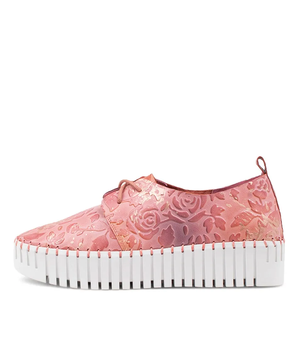 DJANGO & JULIETTE Brenda Pink Flower Leather Sneakers