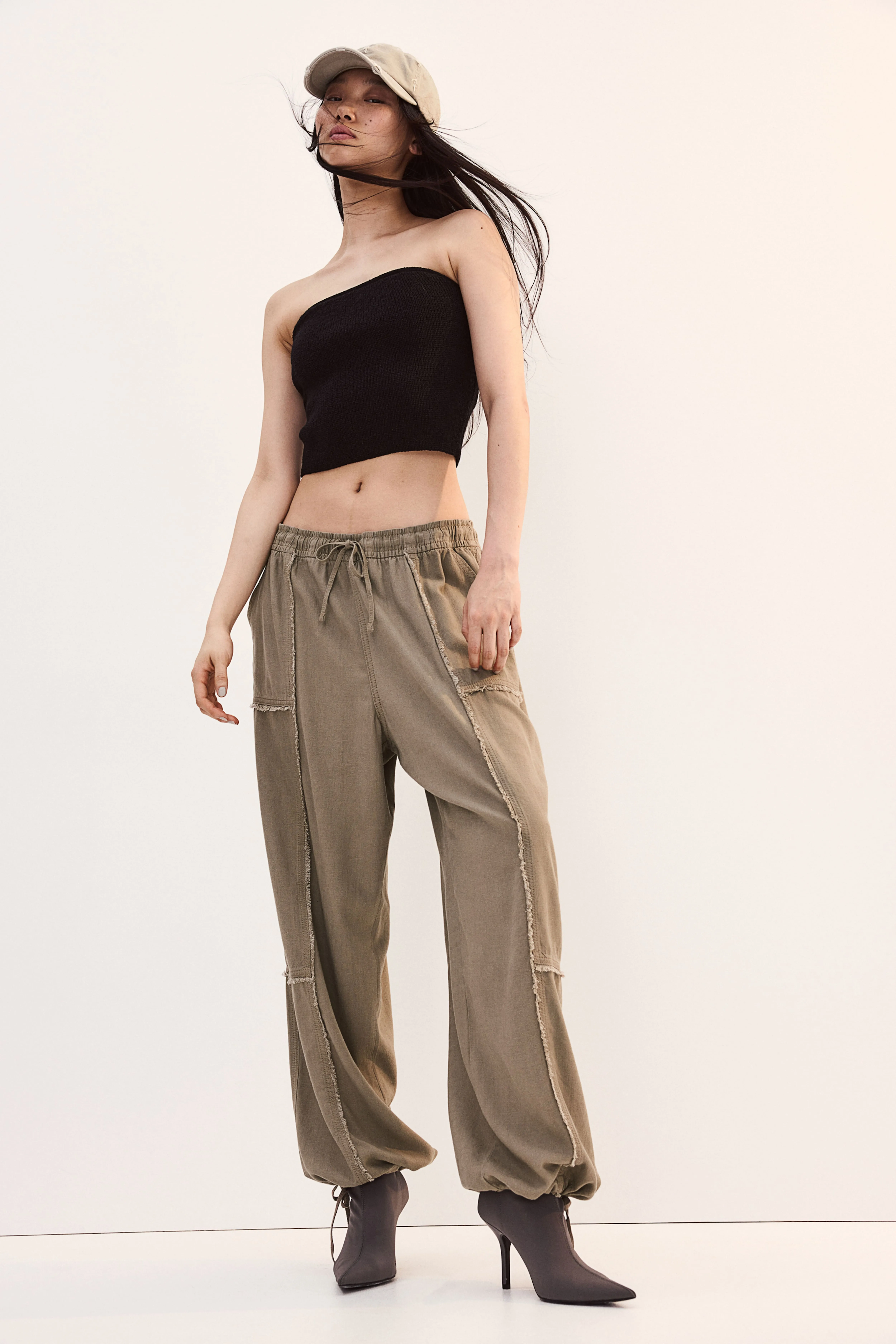 Linen-blend parachute trousers - Regular waist - Long - Greige - Ladies | H&M GB