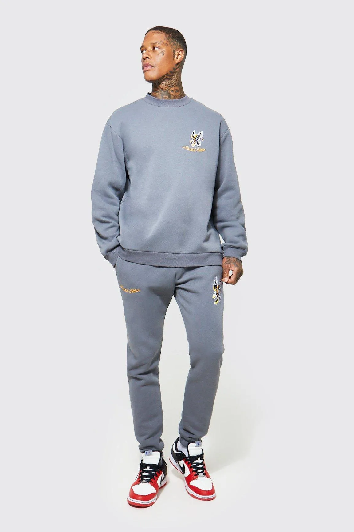 Oversized Eagle Graphic Sweatshirt Tracksuit | boohooMAN UK